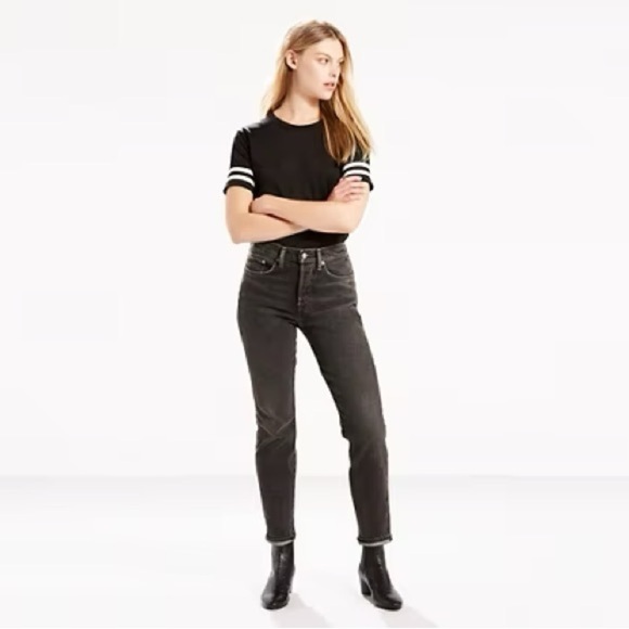 Levis jeans wedgie fit size 26 button fly soft black - Picture 2 of 8